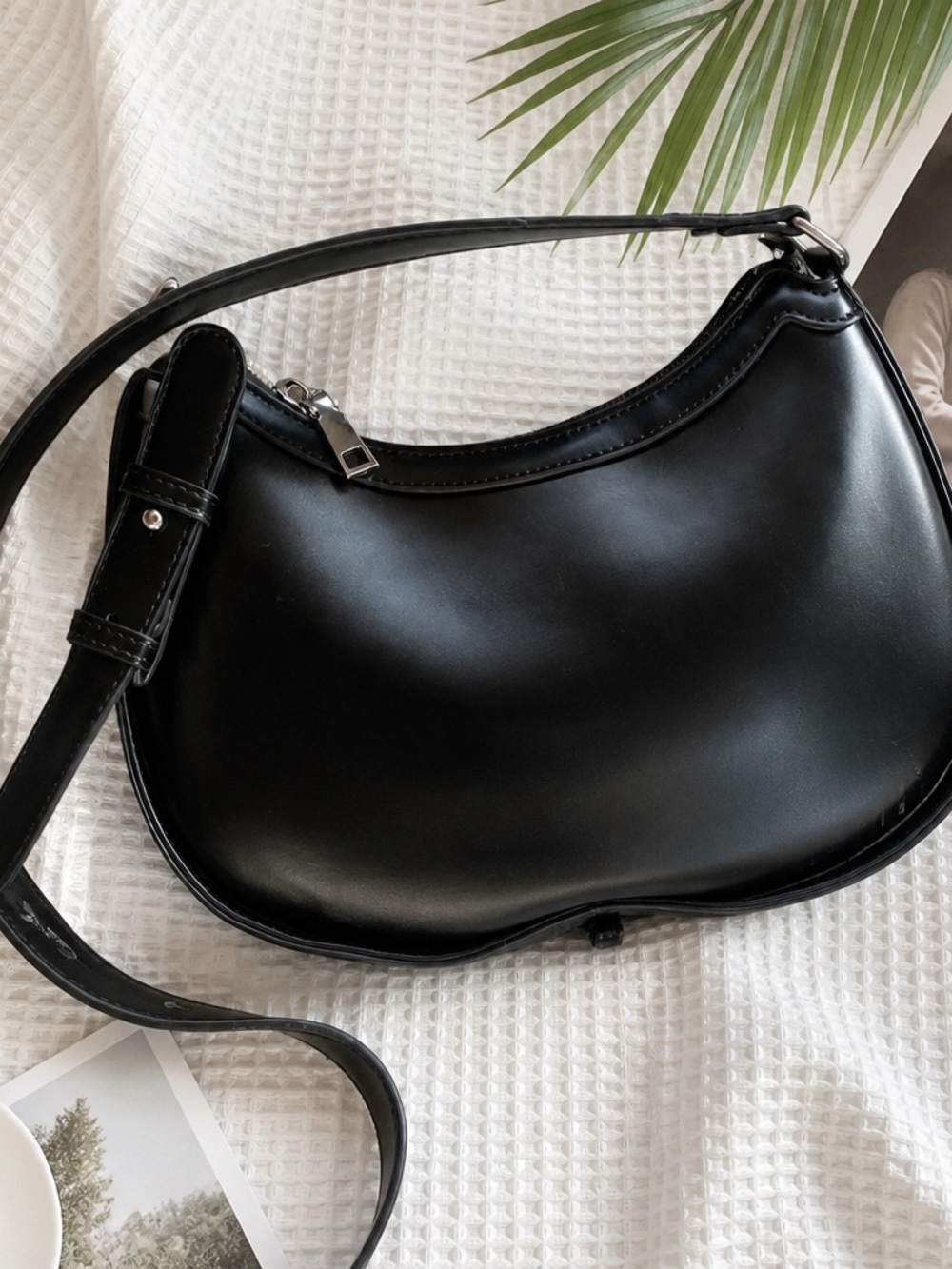Y2K hobo crescent silhouette buttery leather MINT condition crossbody
